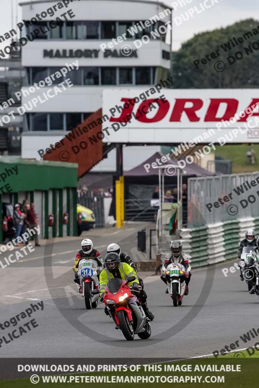 Vintage motorcycle club;eventdigitalimages;mallory park;mallory park trackday photographs;no limits trackdays;peter wileman photography;trackday digital images;trackday photos;vmcc festival 1000 bikes photographs